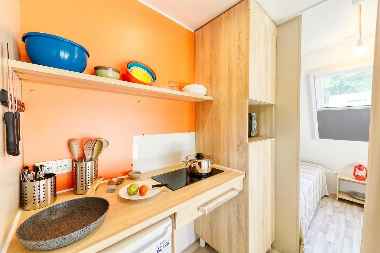 San Benedetto Camping Relais Peschiera del Garda 3*,