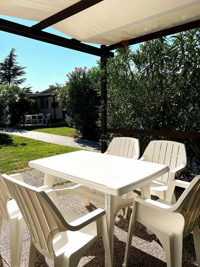 *** Campsite San Benedetto Camping Relais Peschiera del Garda Italy