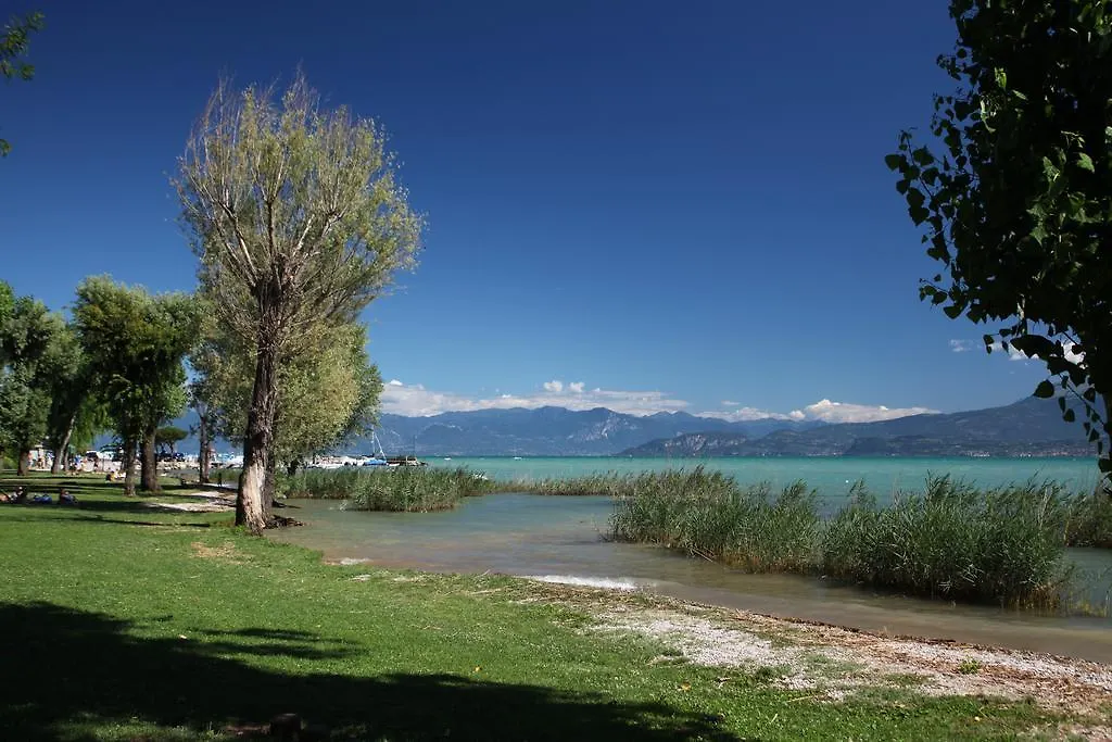 *** Kemp San Benedetto Camping Relais Peschiera del Garda Itálie